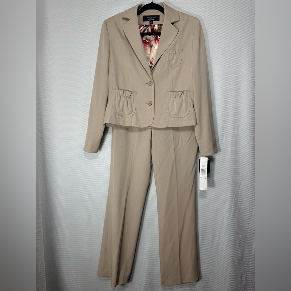 Signature By Larry Levine Women's Beige Two-Piece Pantsuit